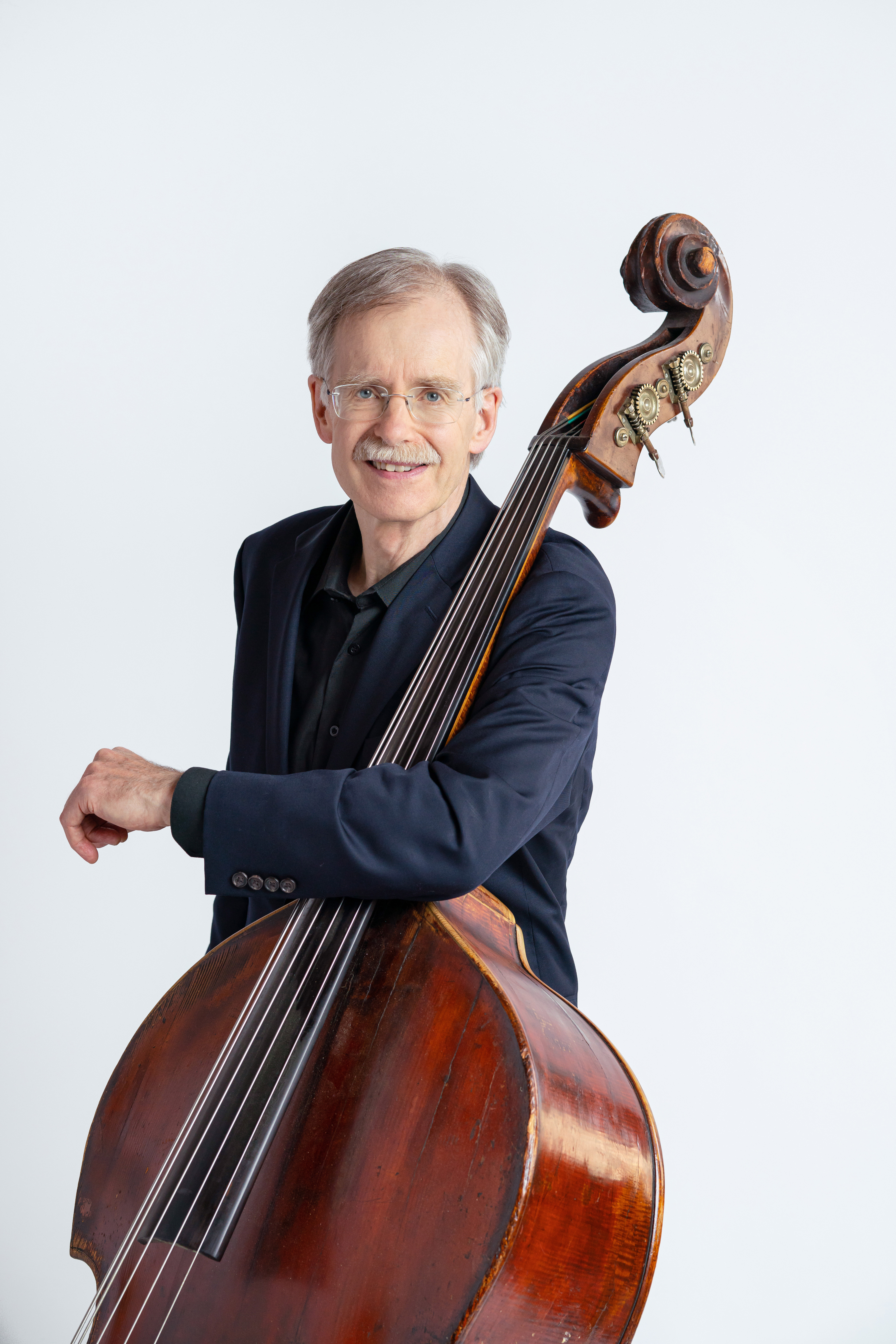 Mark Kraemer bass (2021)