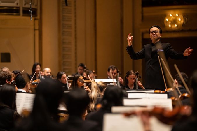 Masur conducts Civic