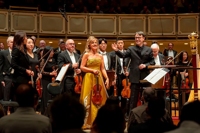 conductor acknowledging soloist