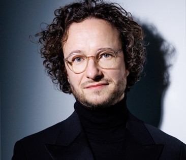 Brahms, Strauss & Ravel La valse