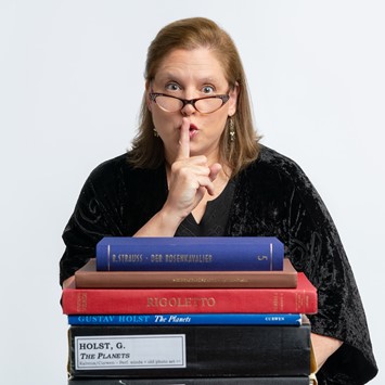 Carole Keller librarian (2021)