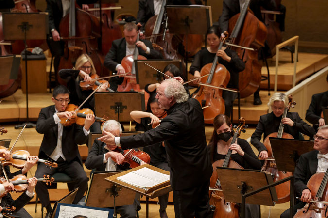 Honeck conducting