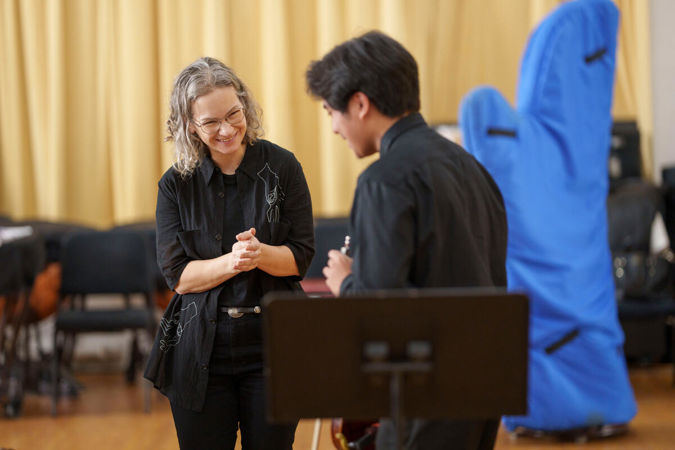 Hilary Hahn and Chicago Musical Pathways Initiative student