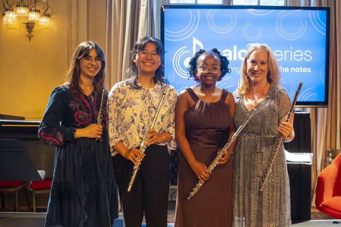 Jennifer Gunn and young flutists at the Salon Series
