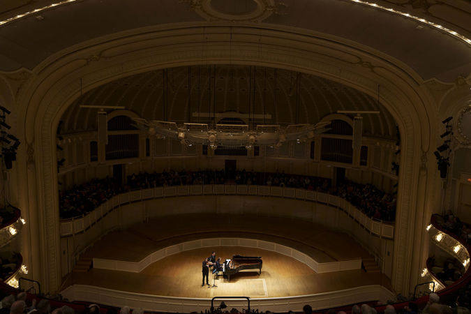 A wide shot of Leonidas Kavakos & Daniil Trifonov from the Flynn Gallery