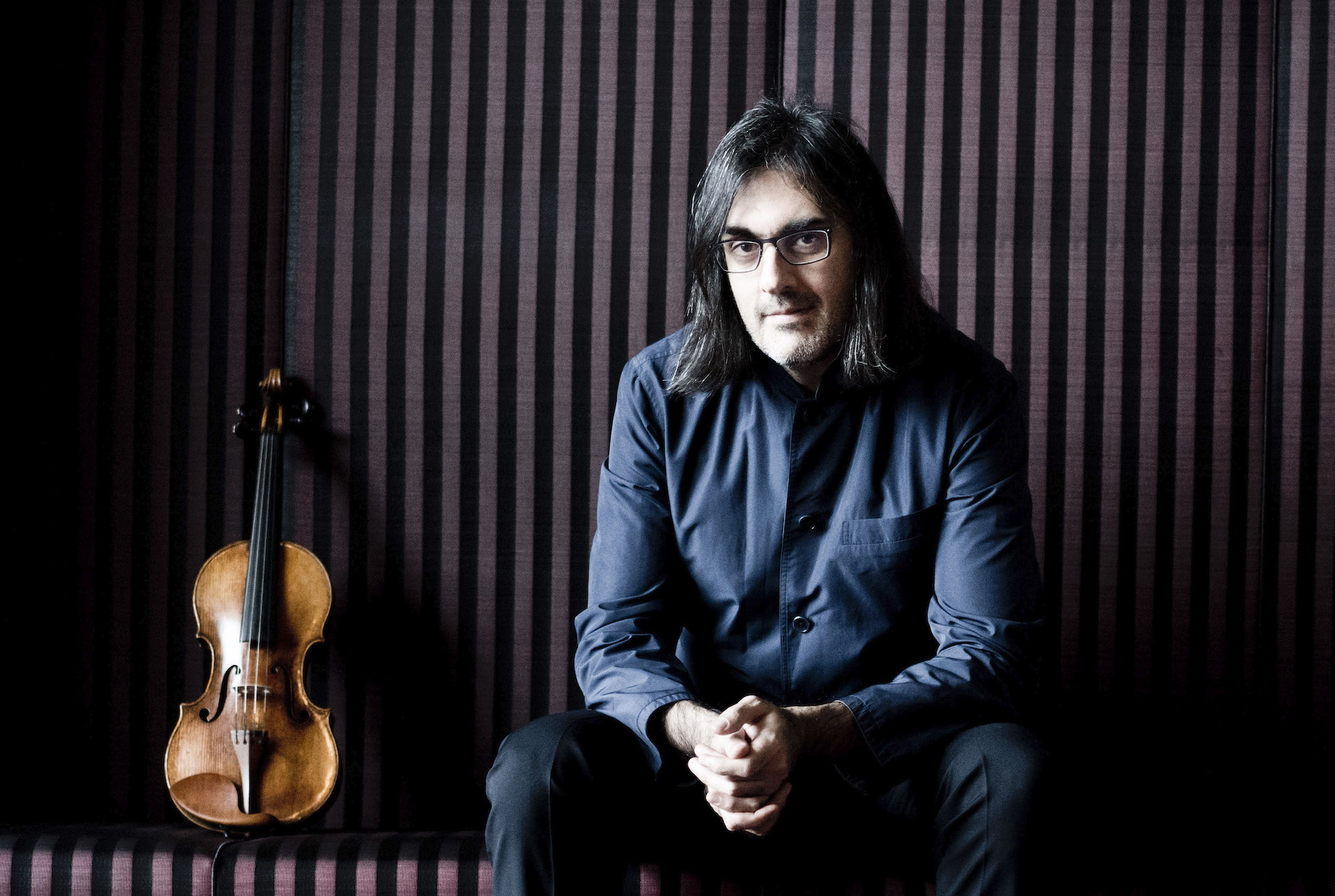 Leonidas Kavakos returns with one of his favorites, Brahms' Violin 