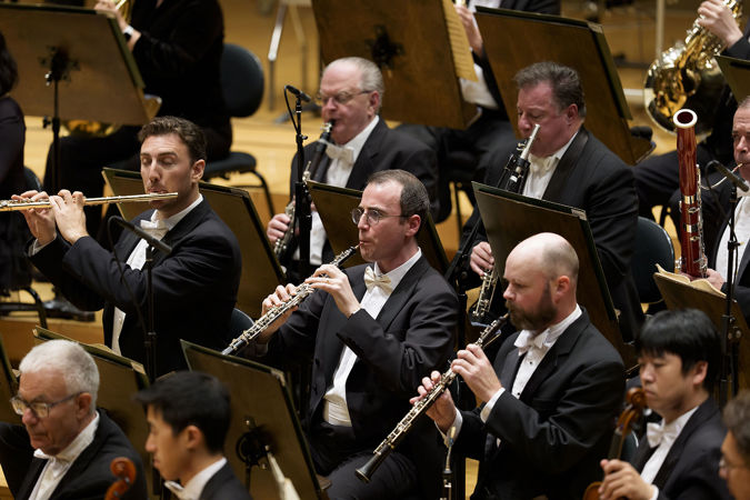 the woodwind section performs in Dvořák's New World Symphony