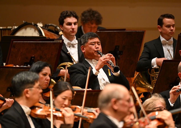 clarinetist playing