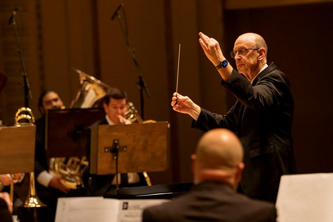 Michael Mulcahy conducts members of the CSO brass section