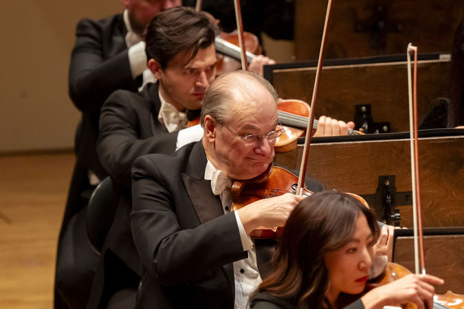 first violins pizzicato