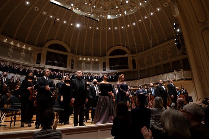 Duain Wolfe takes a final bow on the Armour Stage