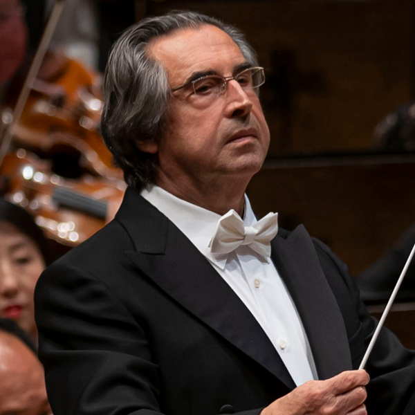 Muti Conducts Strauss, Hindemith & Dvořák 9