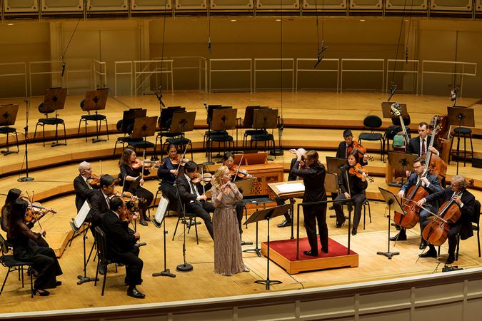 Jennifer Gunn and the Orchestra perform Thea Musgrave's Piccolo Play