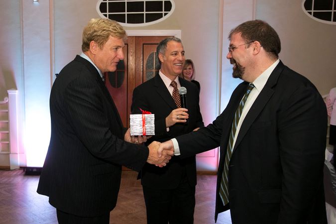 Clark Pellett, Robert Kohl