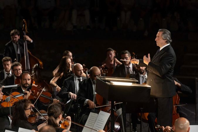 Roads of Friendship in Pompeii