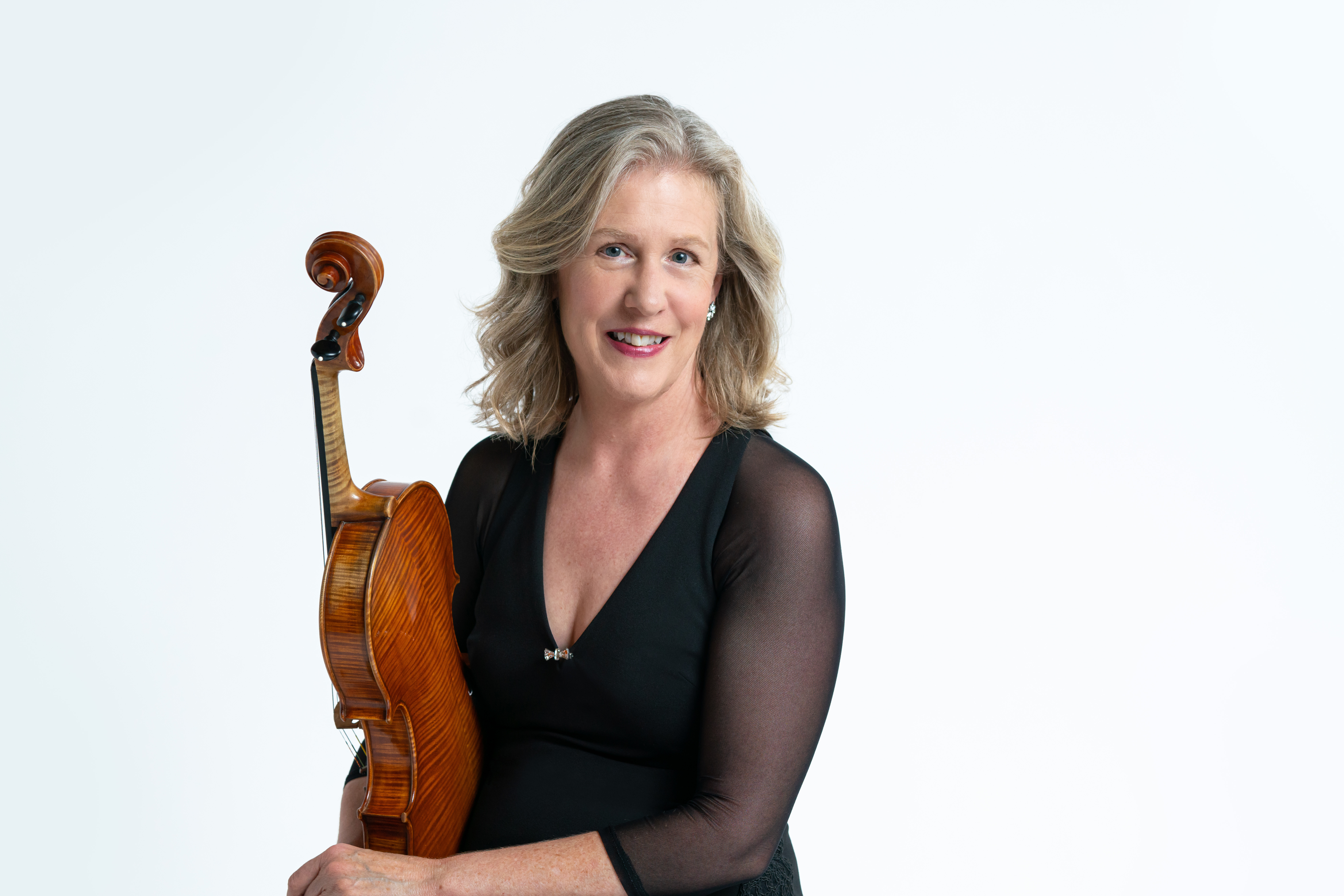 Diane Mues viola (2021