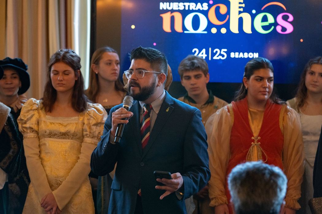 Pedro Guerrero (center)