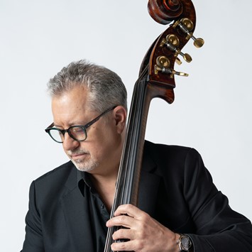 Rob Kassinger bass (2021)