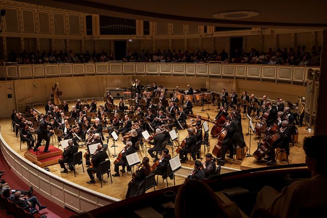 orchestra wide right