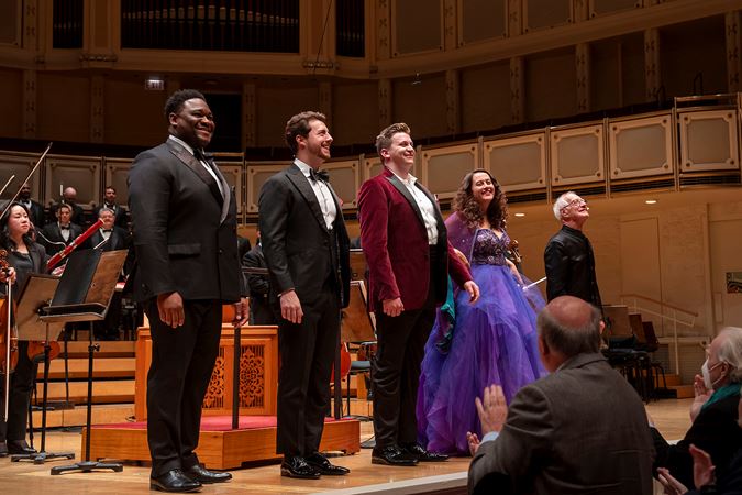 vocal soloists bowing