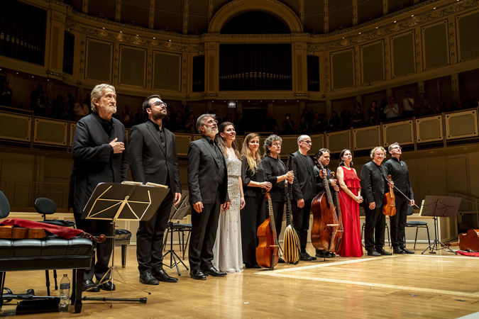 ensemble thanking audience
