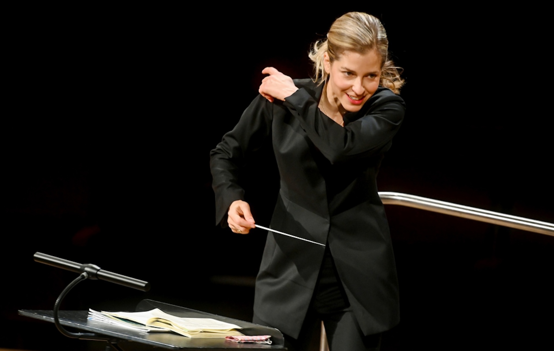 Karina Canellakis, conductot