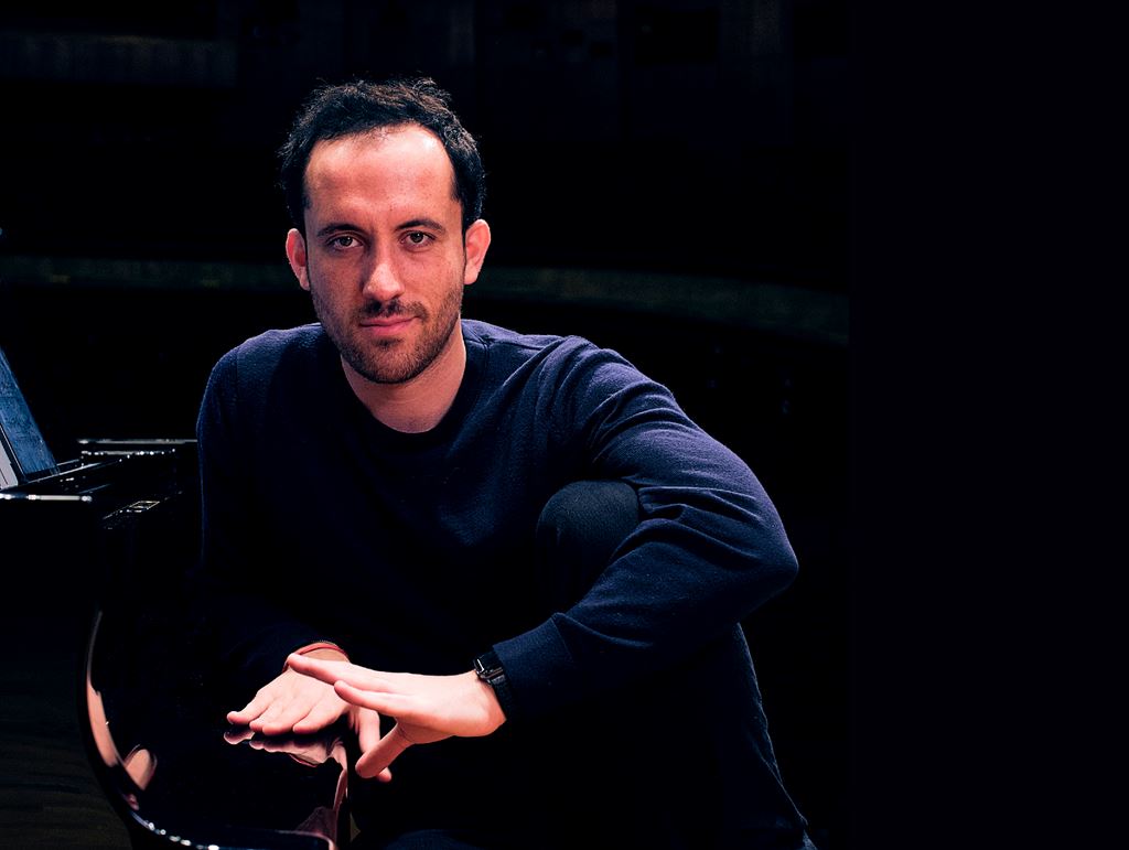 Igor Levit calls himself 'a person of the now' | Chicago Symphony Orchestra
