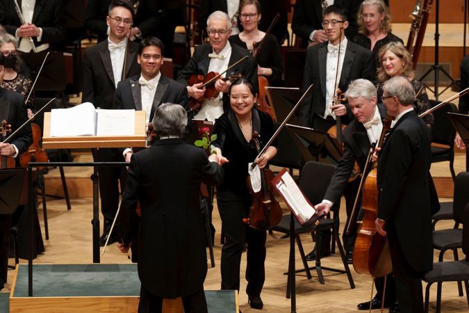 Muti congratulates Teng Li