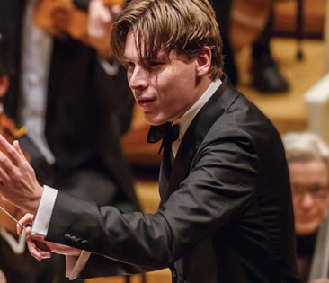 Mäkelä, Petrushka & Belshazzar's Feast