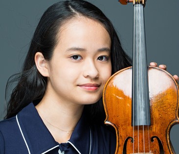 Jaap van Zweden, Himari & Mozart Jupiter