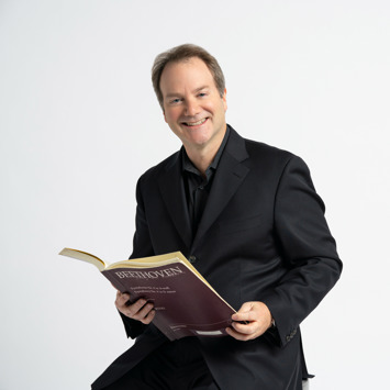 Peter Conover librarian (2021)
