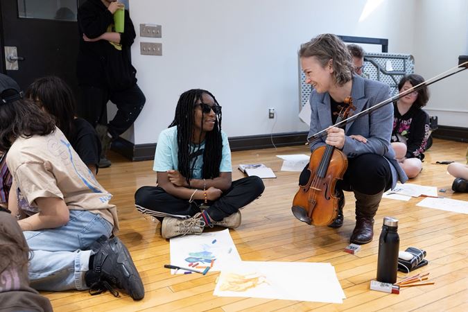 Hilary Hahn and a Chicago High School for the Arts student