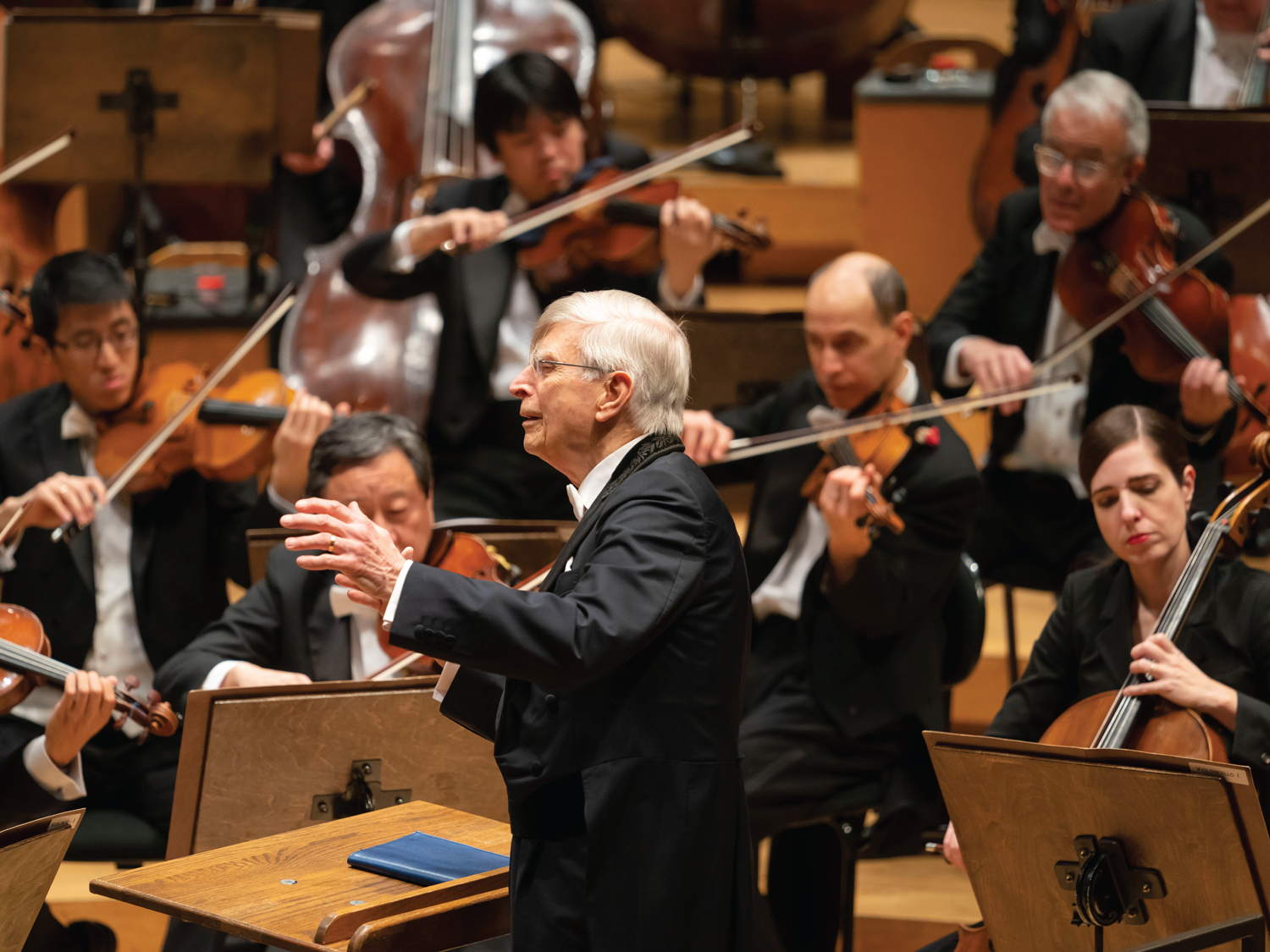 Herbert Blomstedt leads the Chicago Symphony Orchestra in Orchestra Hall