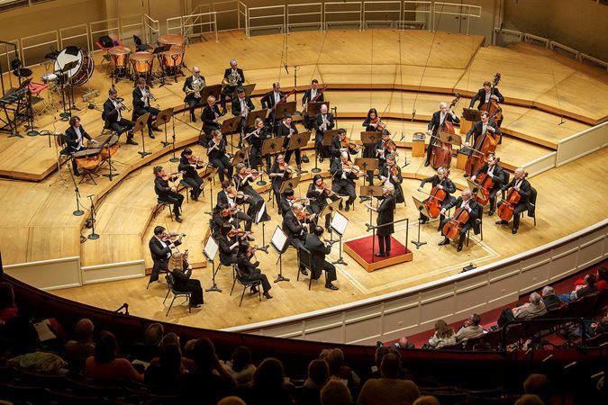 Dame Jane Glover leads the Orchestra in Haydn's London Symphony
